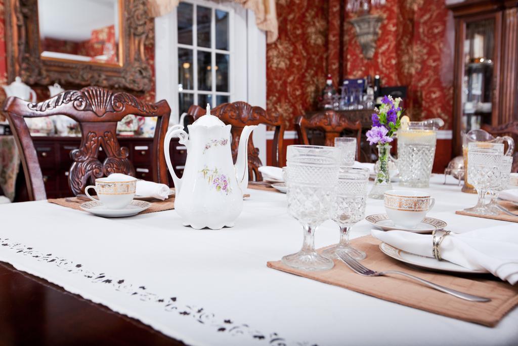 Inn Victoria Chester Esterno foto
